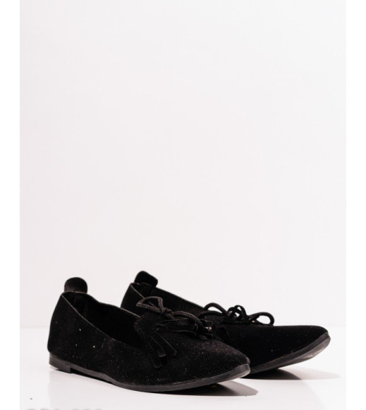 Черные замшевые туфли с бахромой и бантиками