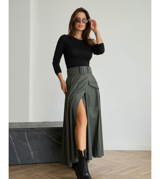 Юбка цвета хаки кроя на запах с накладными карманами