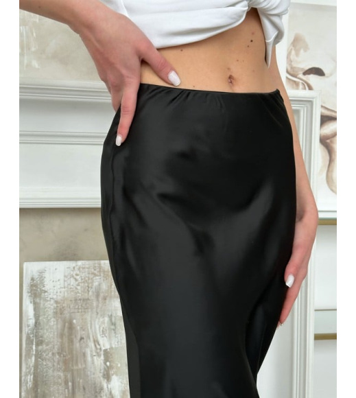Черная шелковая юбка-колокол в бельевом стиле