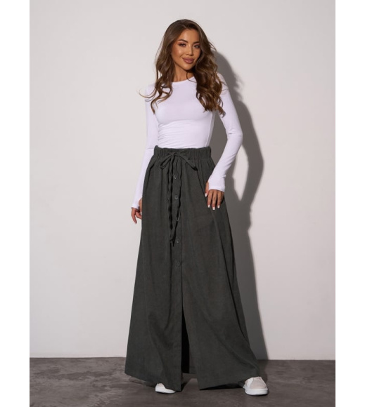 Длинная вельветовая юбка цвета хаки на пуговицах