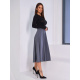 Серая юбка расклешенного кроя