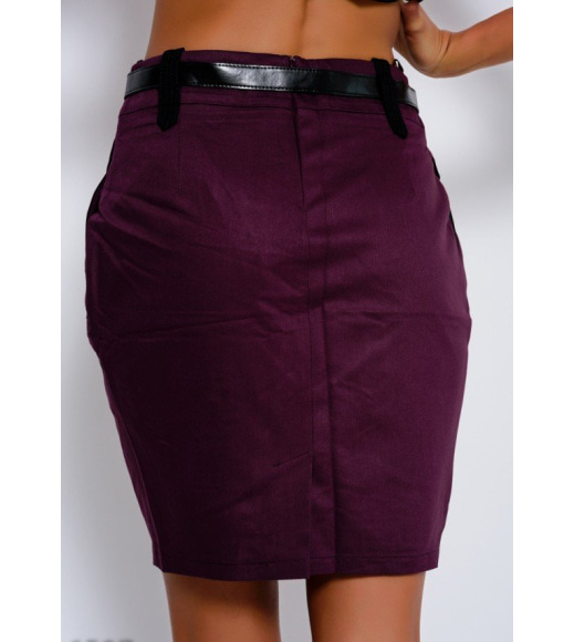 Фиолетовая мини-юбка с защипами, карманами и ремнем