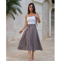 Коричневая расклешенная юбка в горошек