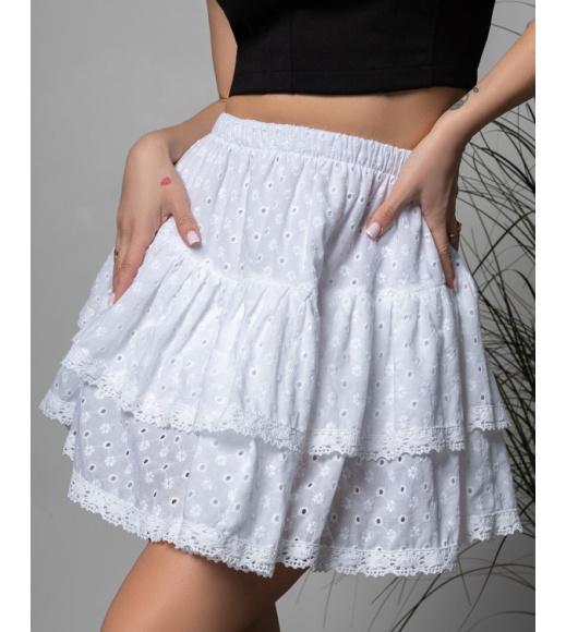Белая хлопковая юбка с воланами и кружевом